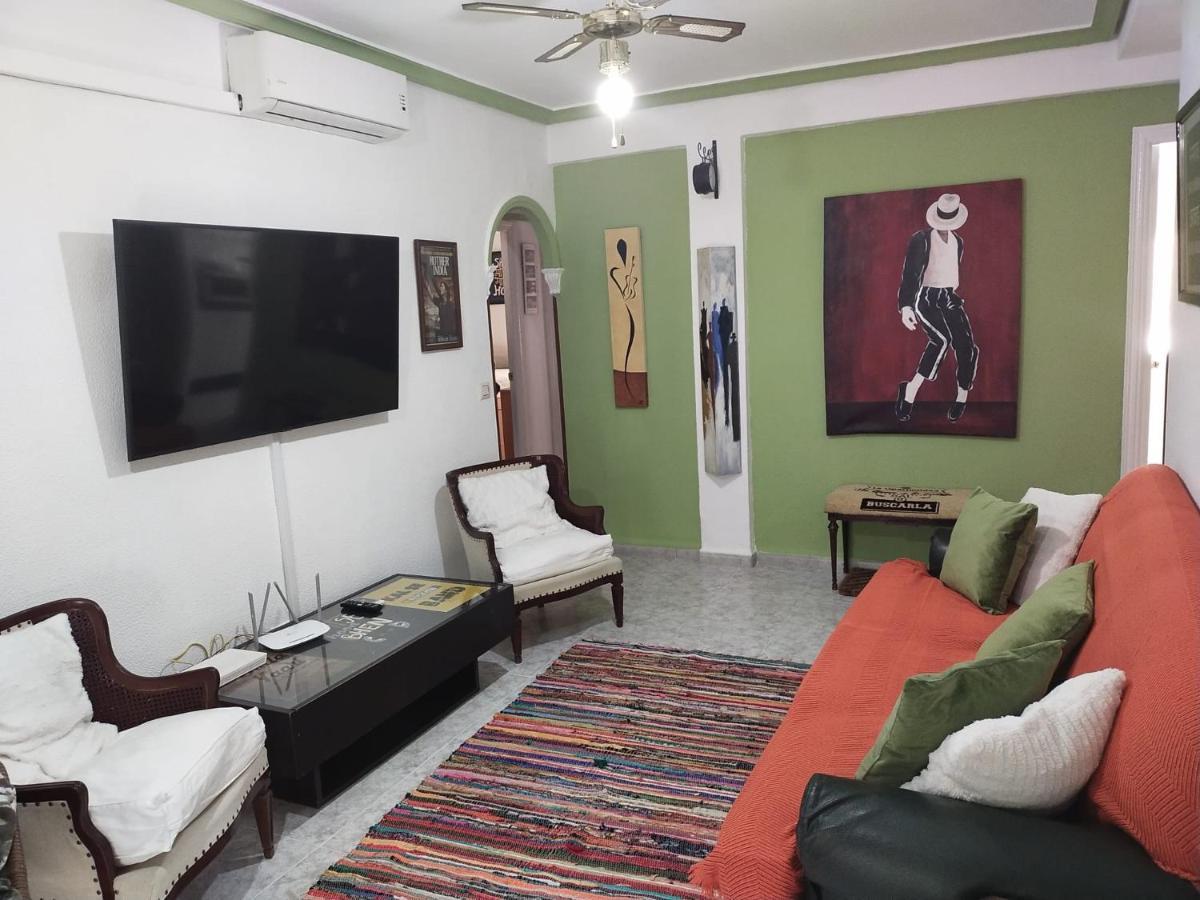 An Indian Bollywood Sevilla Experience - For Families, Couples & Business Trips 외부 사진